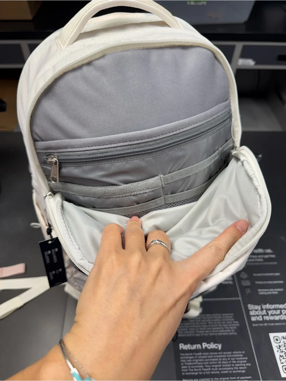 BRAND NEW！The North Face Backpack | HOT STYLE | GREAT DEAL!